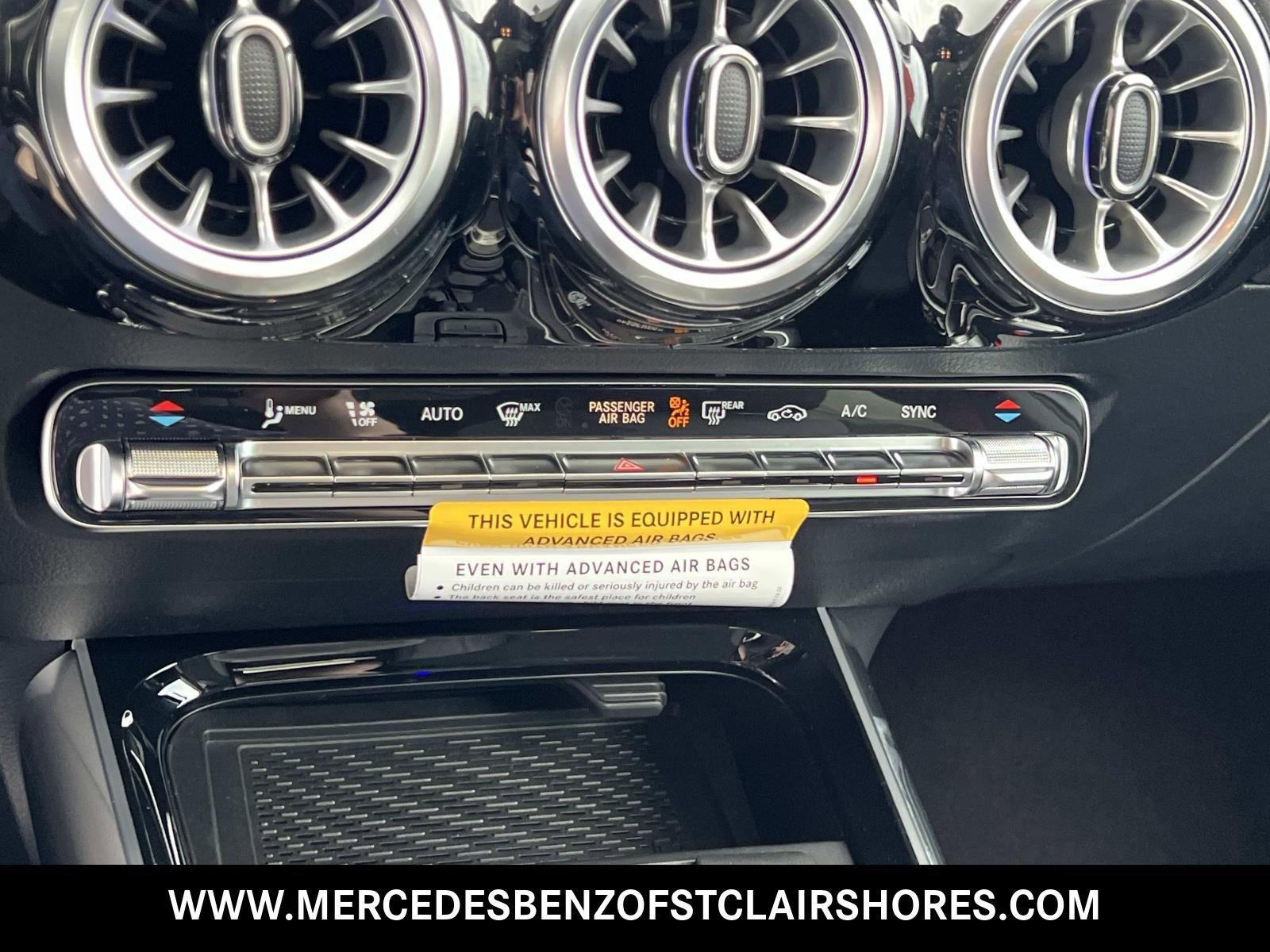 New 2026 Mercedes-Benz GLA 35 AMG 4MATIC image 24