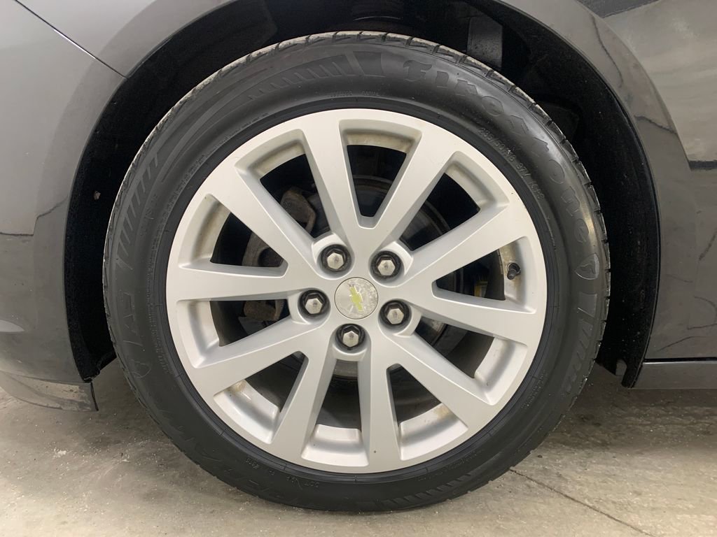 Used 2014 Chevrolet Malibu LT image 17