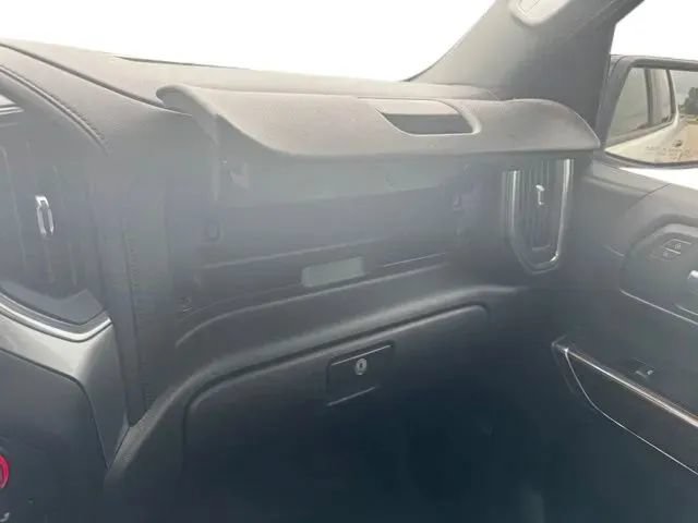 Used 2019 Chevrolet Silverado 1500 LT Trail Boss AWD/4WD image 30