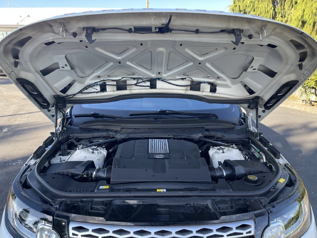 Used 2016 Land Rover Range Rover Sport HSE AWD/4WD image 31
