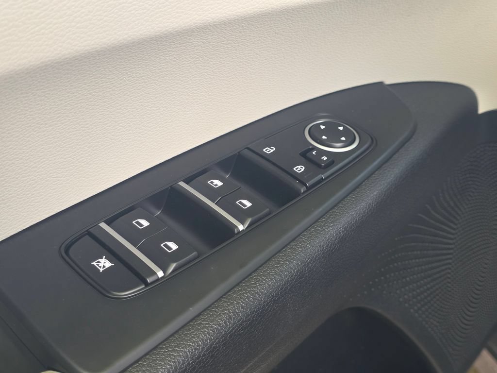 Used 2023 Kia Forte LXS FWD image 12
