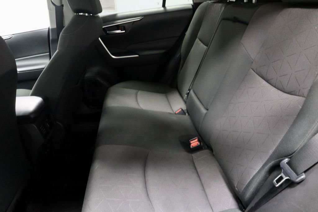 Used 2024 Toyota RAV4 XLE AWD/4WD image 22