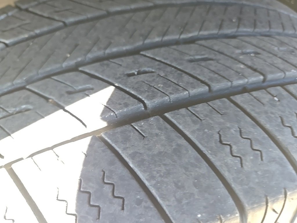 Used 2022 Nissan Pathfinder SV w/ SV Black Package image 40