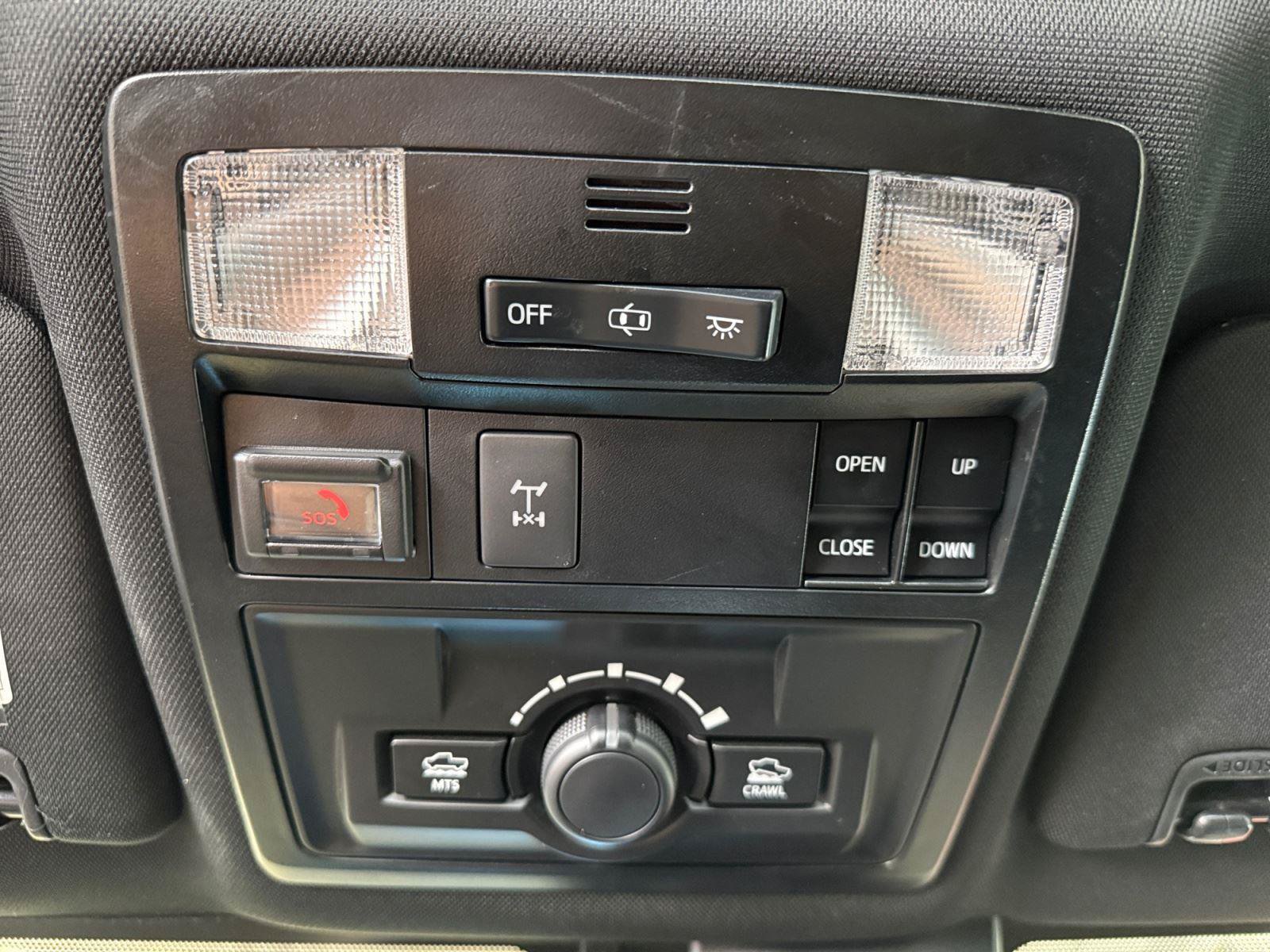 Used 2020 Toyota Tacoma TRD Off-Road w/ TRD Premium Off Road Package AWD/4WD image 18