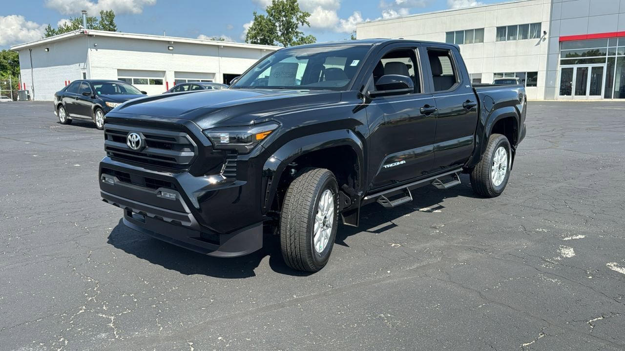 Certified 2024 Toyota Tacoma SR5 image 3