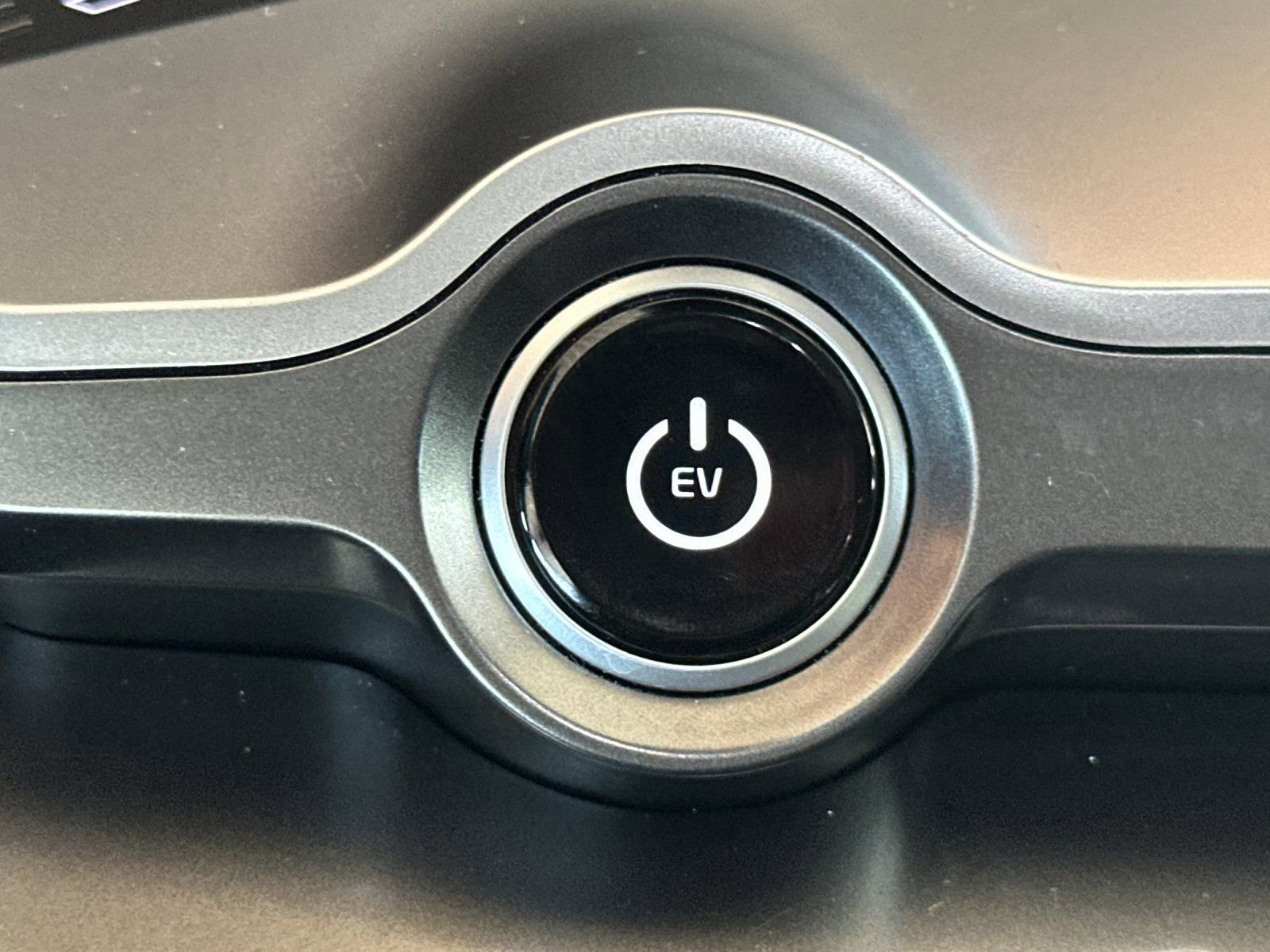 Certified 2024 Kia EV6 Wind RWD image 30