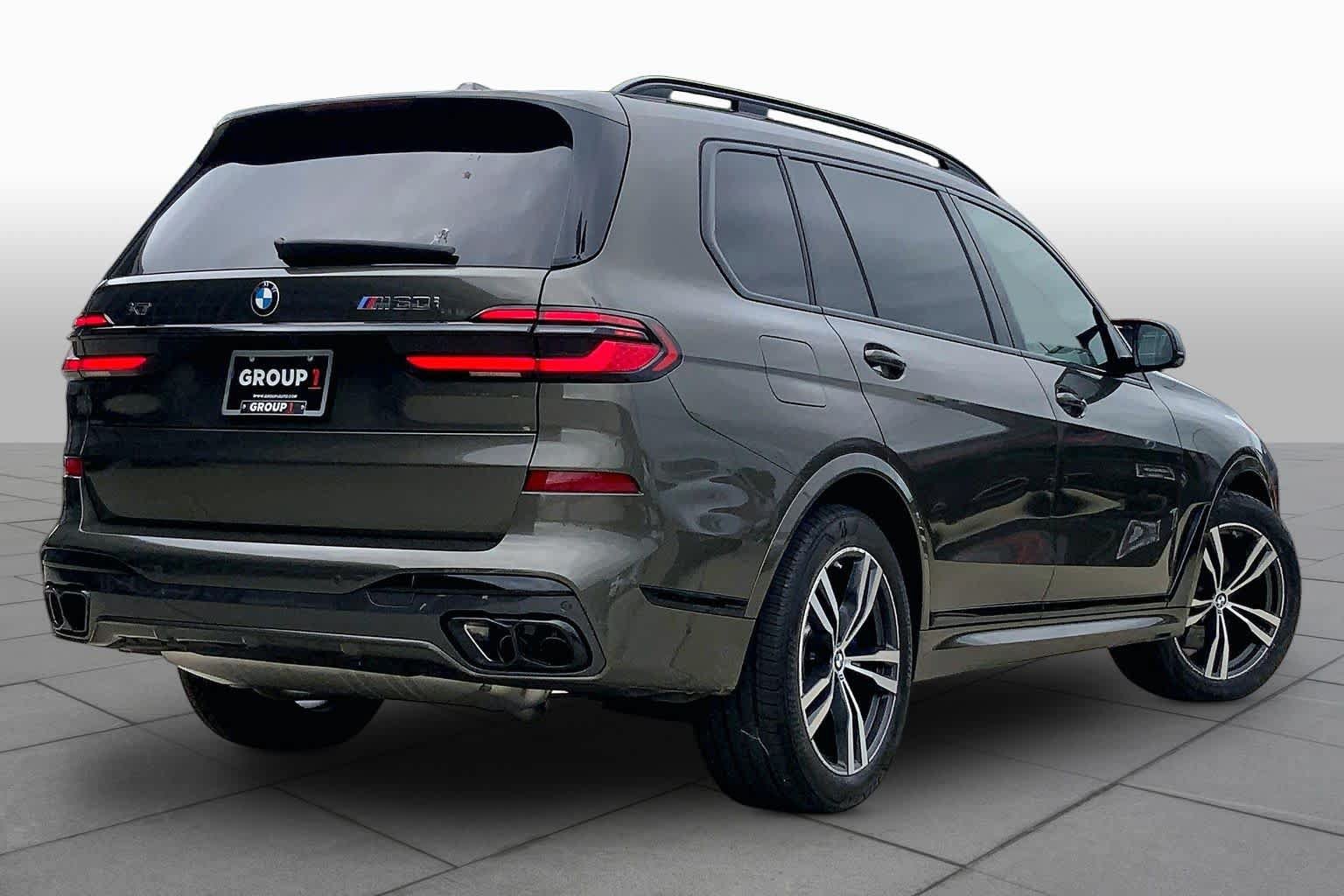 Used 2025 BMW X7 M60i AWD/4WD image 23
