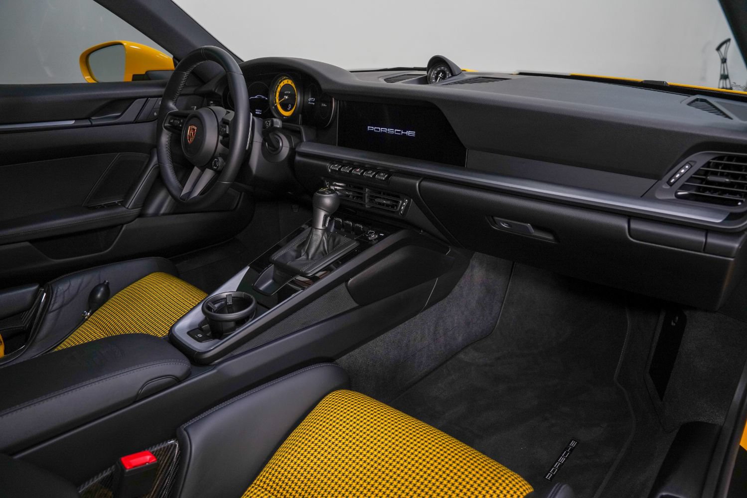 Used 2023 Porsche 911 GT3 w/ Chrono Package RWD image 31