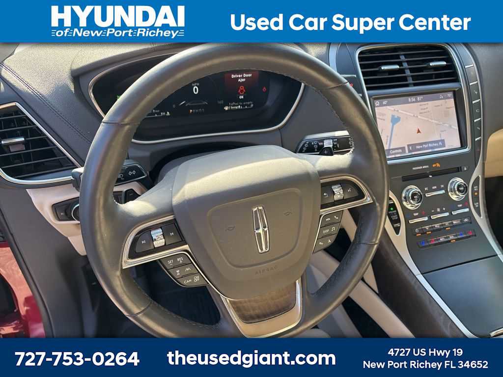 Used 2020 Lincoln Nautilus Reserve w/ Equipment Group 201A image 12