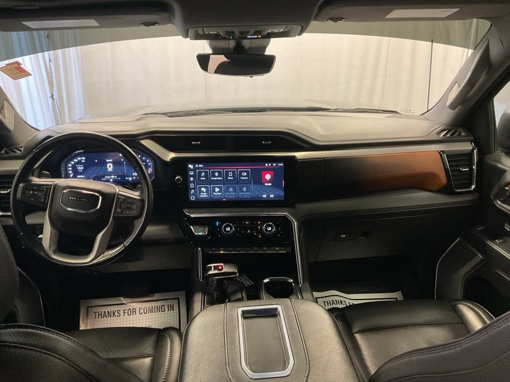 Used 2022 GMC Sierra 1500 Denali w/ Denali Reserve Package AWD/4WD image 7