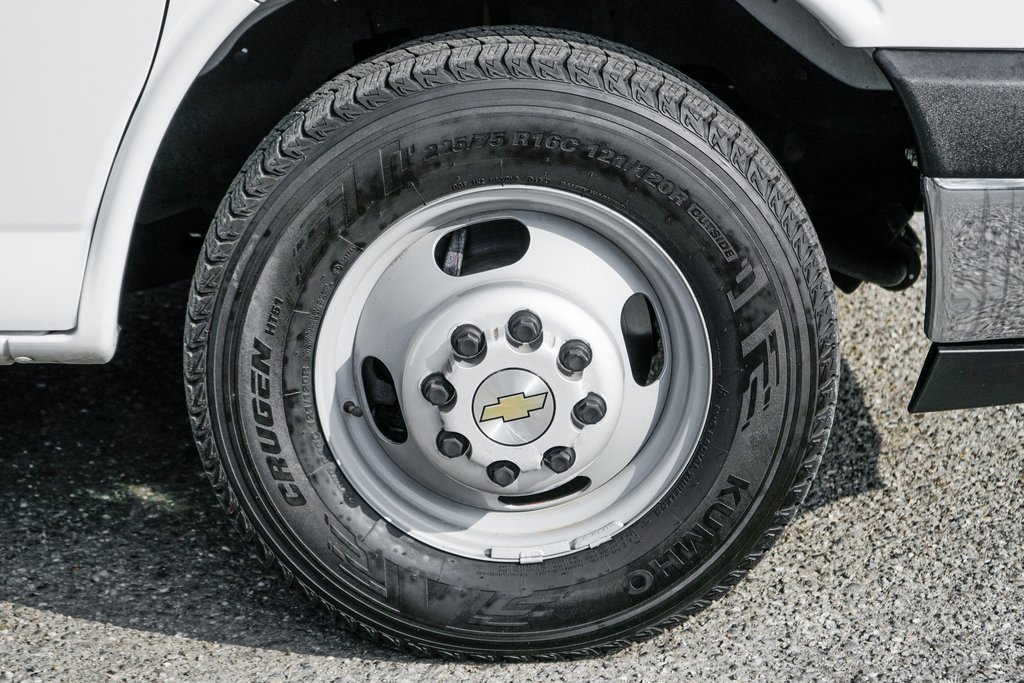 Used 2021 Chevrolet Express 3500 w/ Power Convenience Package image 33