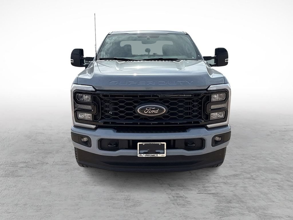 New 2026 Ford F350 Lariat w/ Black Appearance Package AWD/4WD image 3