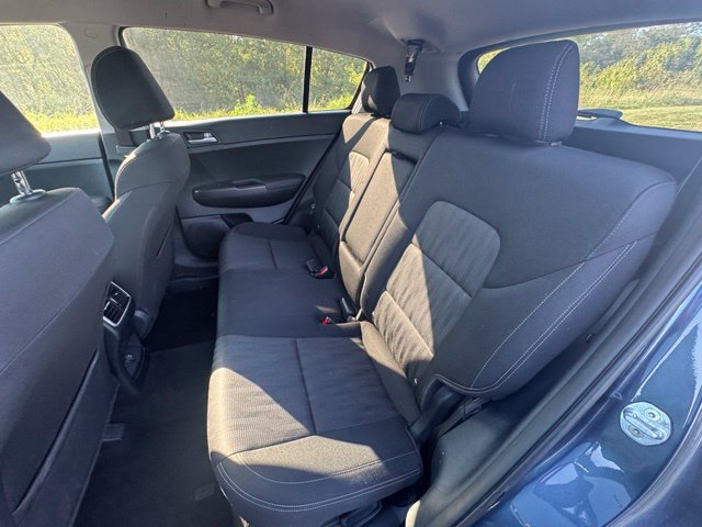 Used 2020 Kia Sportage LX AWD/4WD image 16