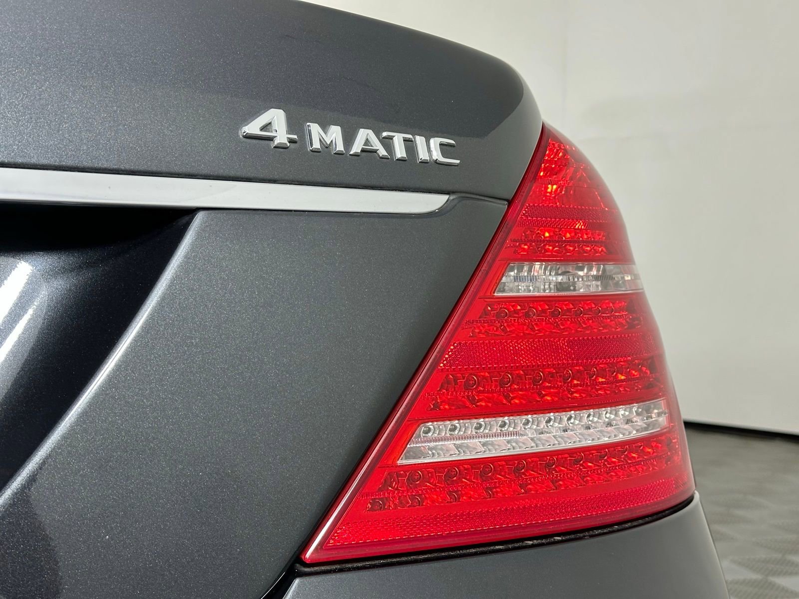 Used 2011 Mercedes-Benz S 550 4MATIC image 33