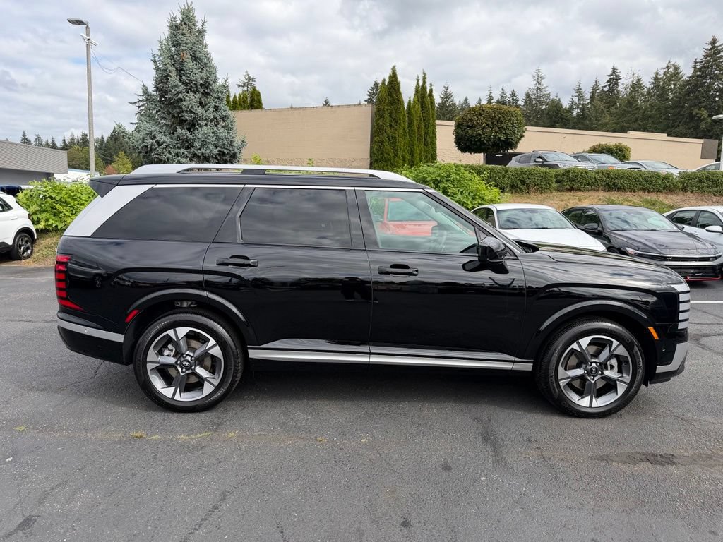 Certified 2026 Hyundai Palisade Limited AWD/4WD image 6