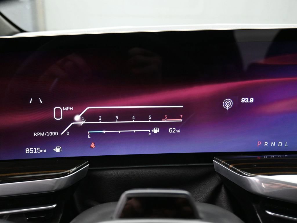 Used 2025 Cadillac Escalade ESV Premium Luxury image 8