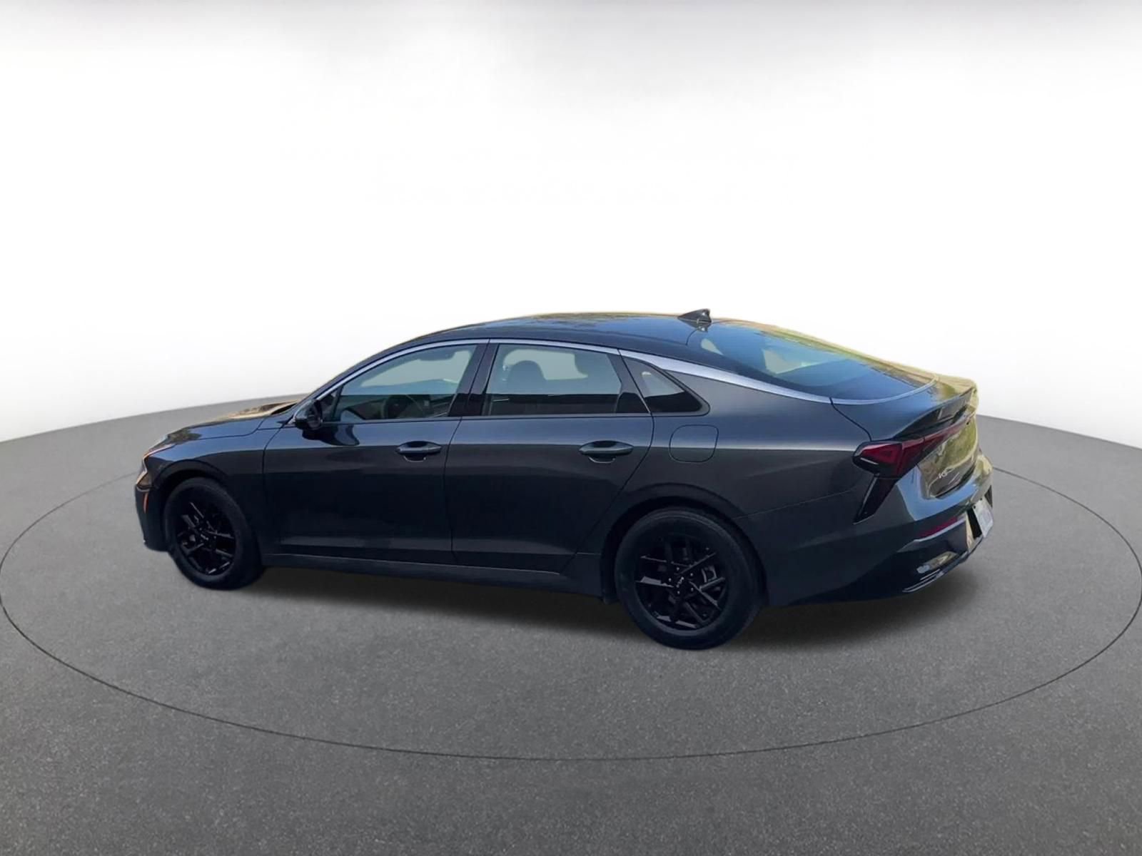 Used 2025 Kia K5 LXS image 10