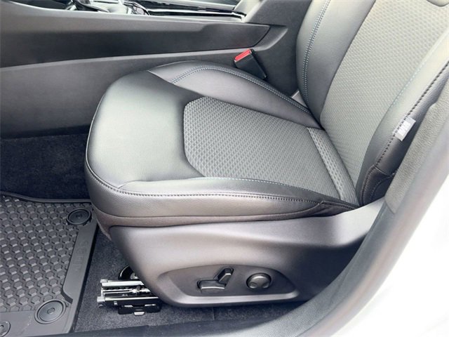 New 2026 Jeep Compass Latitude image 14