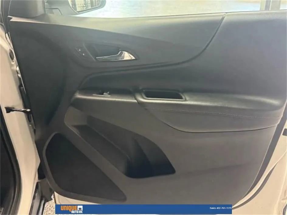 Used 2019 Chevrolet Equinox Premier image 8
