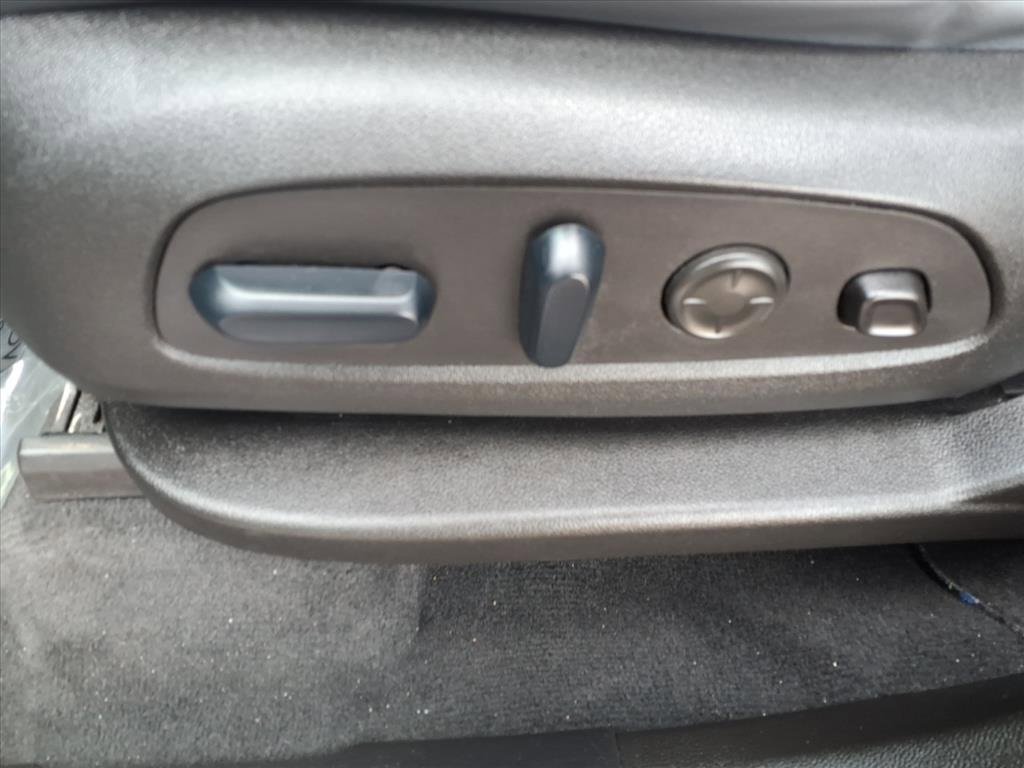 Used 2024 Buick Enclave Premium image 25