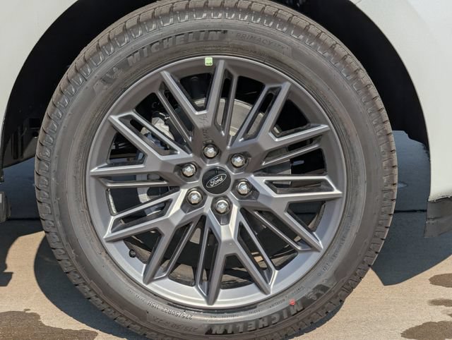 New 2027 Ford Expedition Max Platinum w/ Stealth Appearance Package RWD image 7