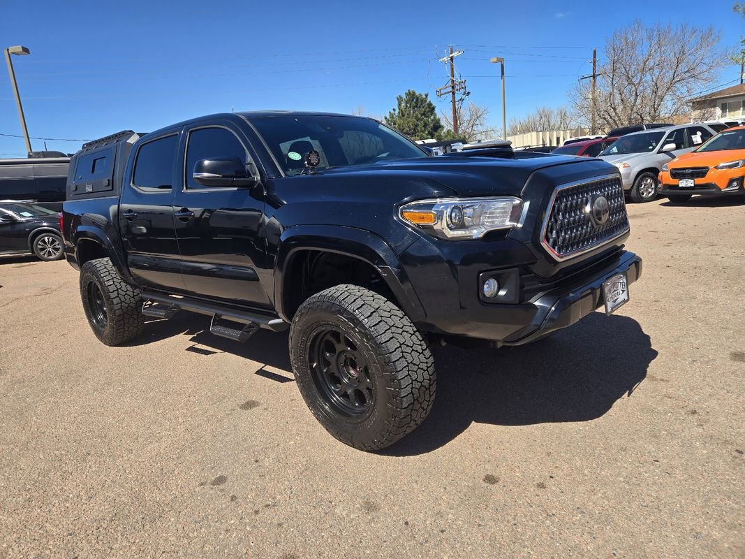 Used 2018 Toyota Tacoma TRD Sport w/ Technology Package AWD/4WD image 26