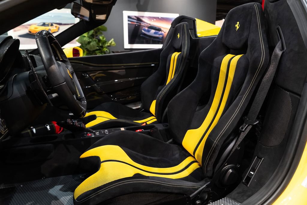 Certified 2015 Ferrari 458 Speciale A RWD image 20