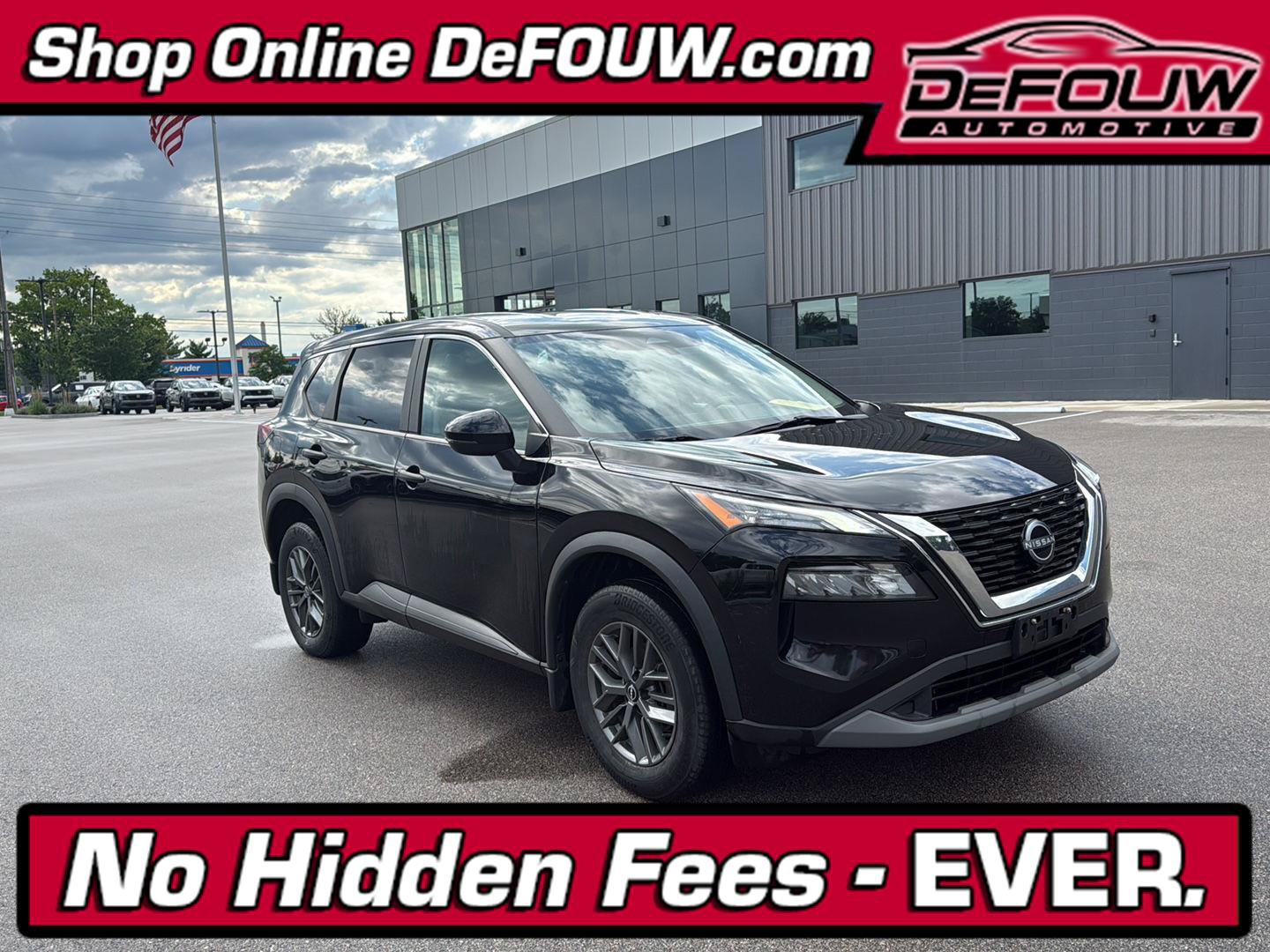 Used 2022 Nissan Rogue S FWD image 1