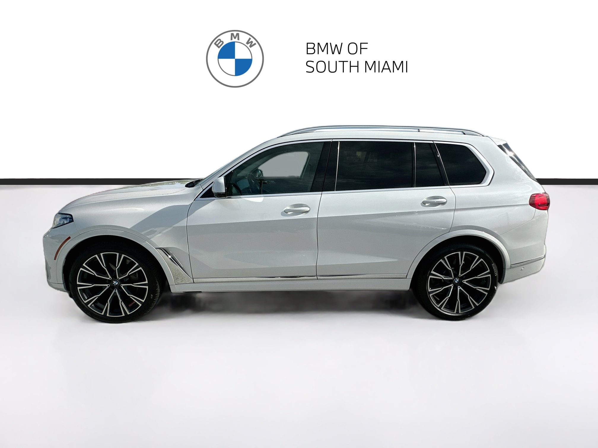 Used 2020 BMW X7 xDrive40i w/ Premium Package AWD/4WD image 4
