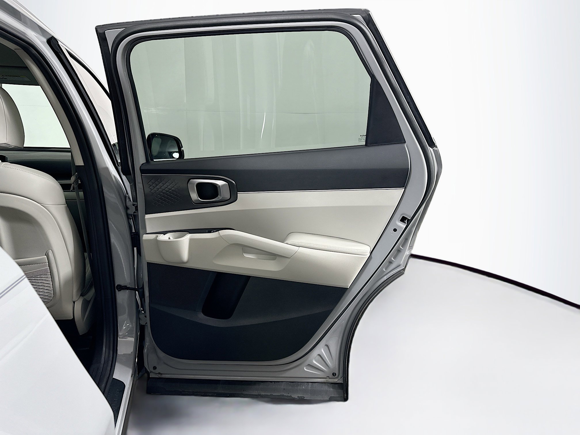 Used 2025 Kia Sorento EX image 30