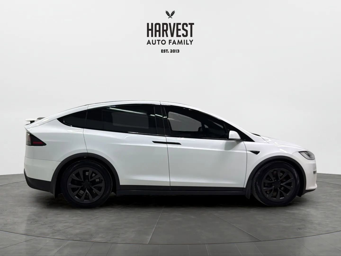 Used 2023 Tesla Model X image 8