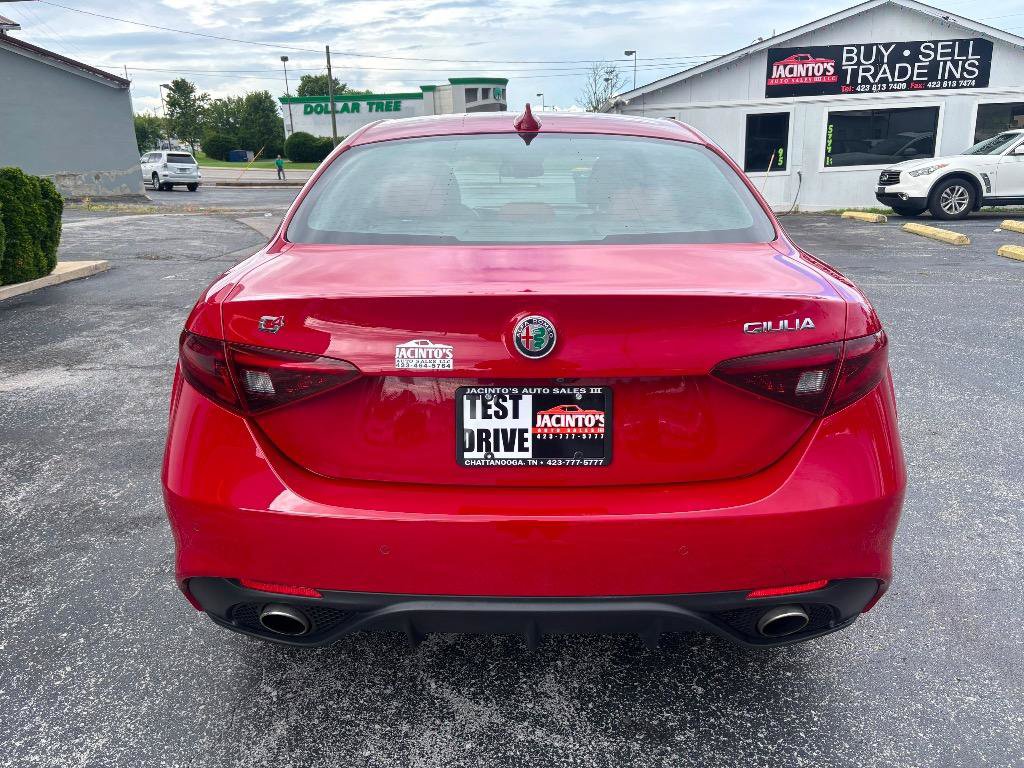 Used 2020 Alfa Romeo Giulia Ti Sport w/ Quick Order Package 22S Sport AWD/4WD image 7