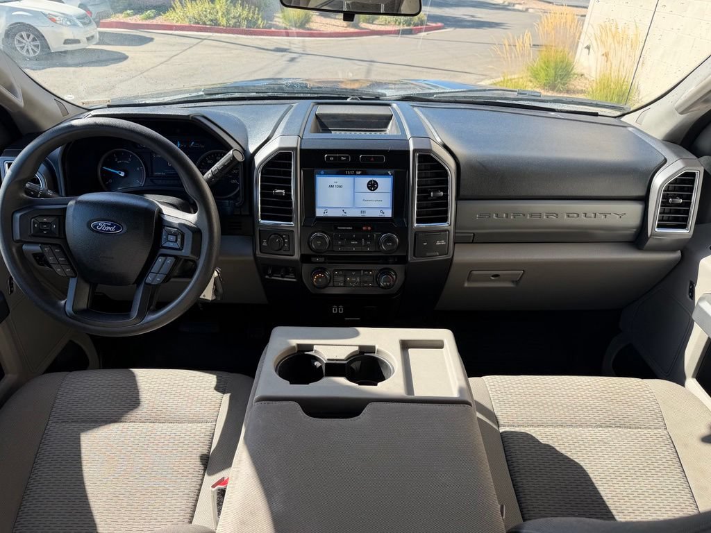 Used 2017 Ford F250 XLT w/ XLT Premium Package AWD/4WD image 13