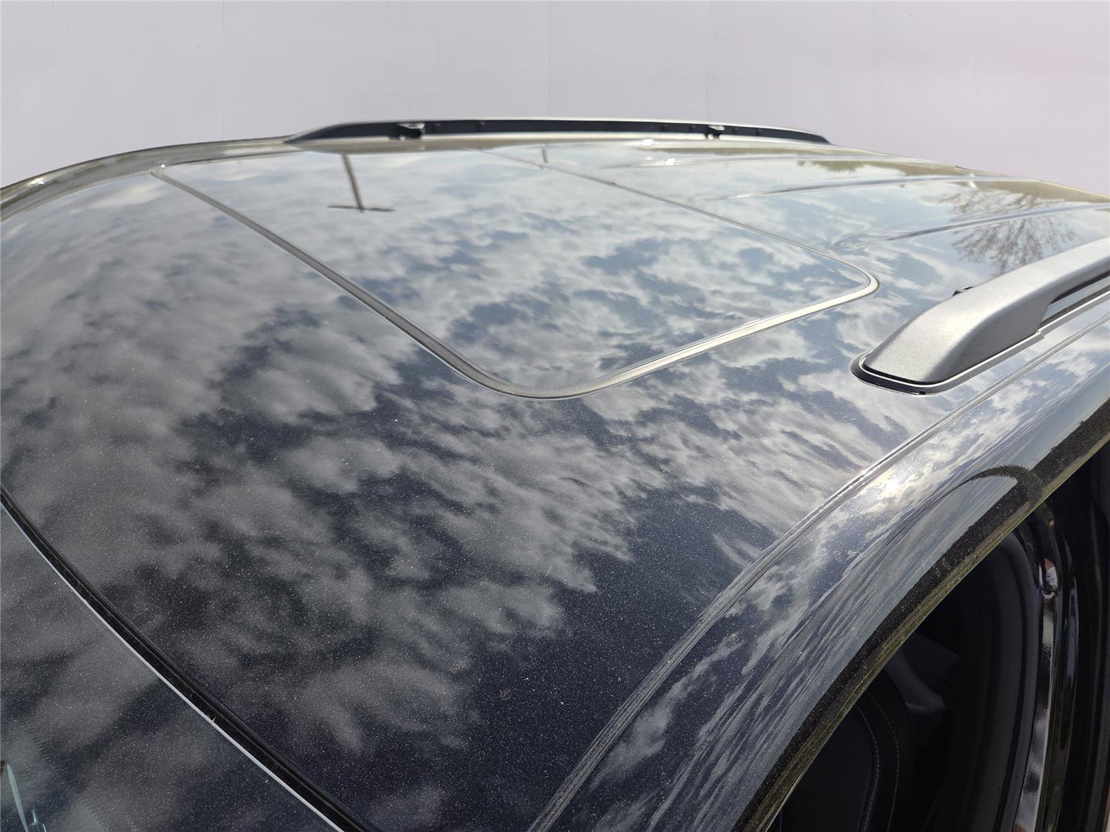 New 2025 Jeep Grand Cherokee Altitude RWD image 26