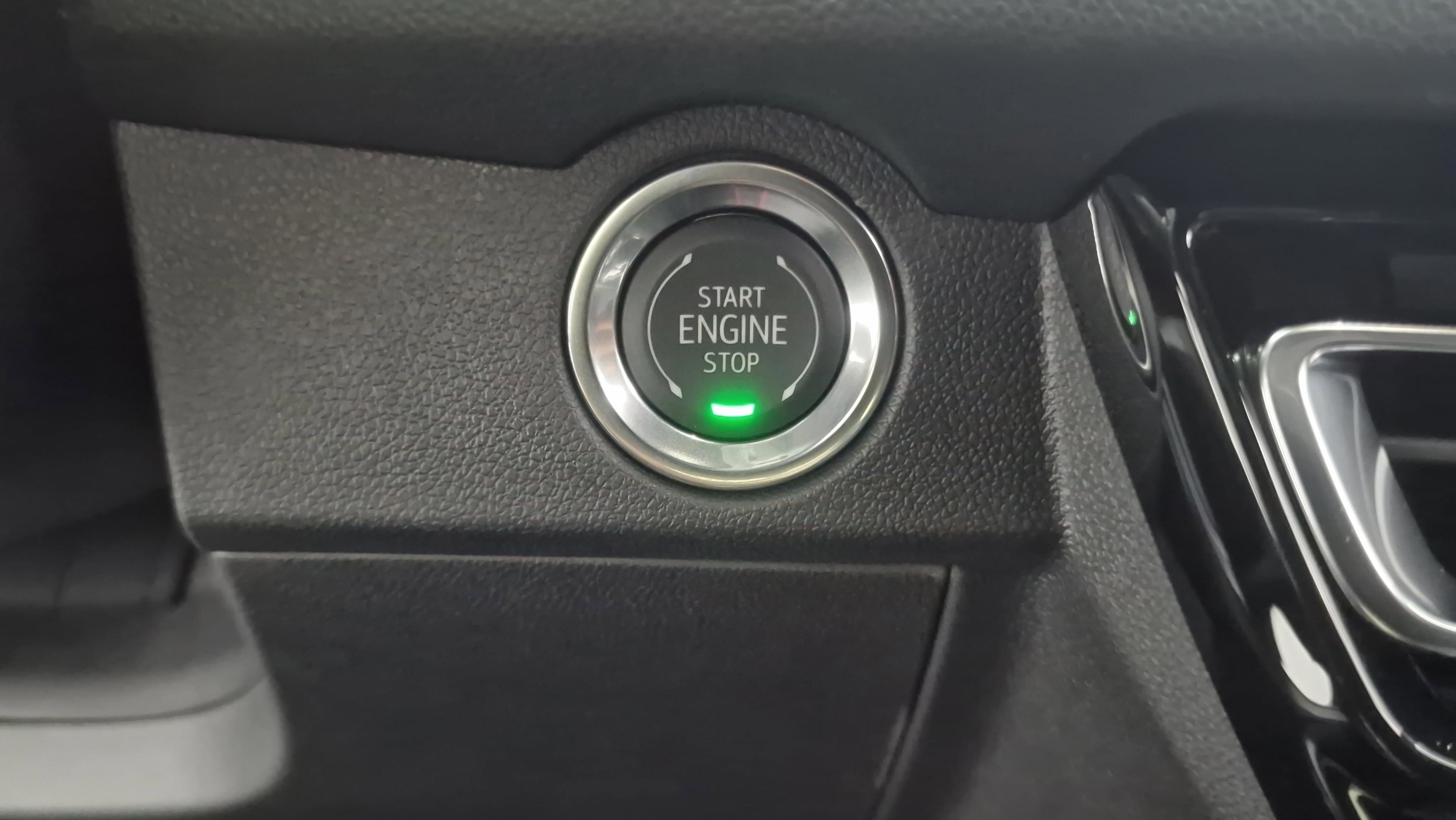 New 2026 Chevrolet Traverse LT w/ Driver Confidence Package FWD image 23