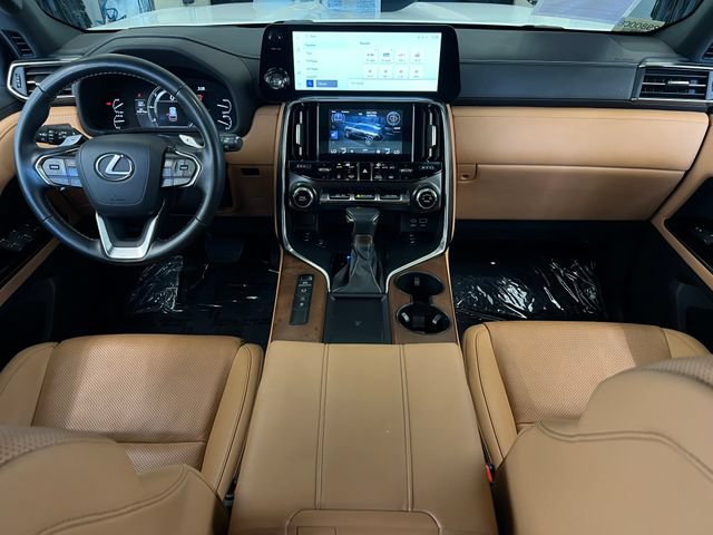 Used 2023 Lexus LX 600 4WD w/ Appearance Package image 43