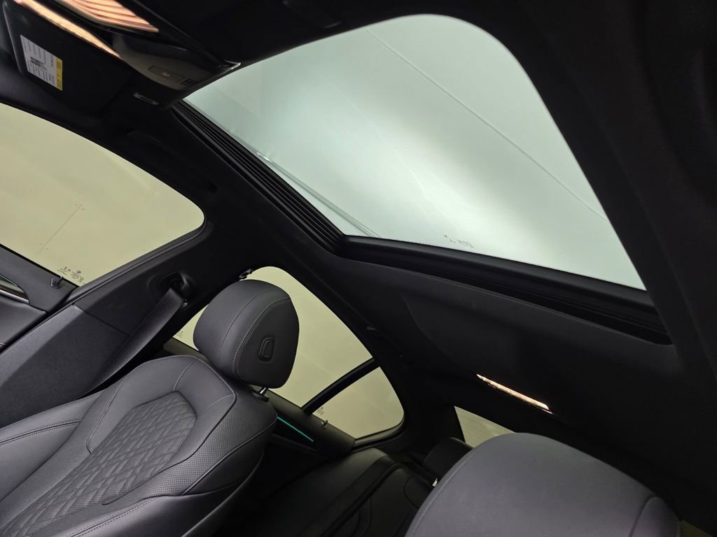 Used 2021 BMW 540i 540i w/ Convenience Package image 12