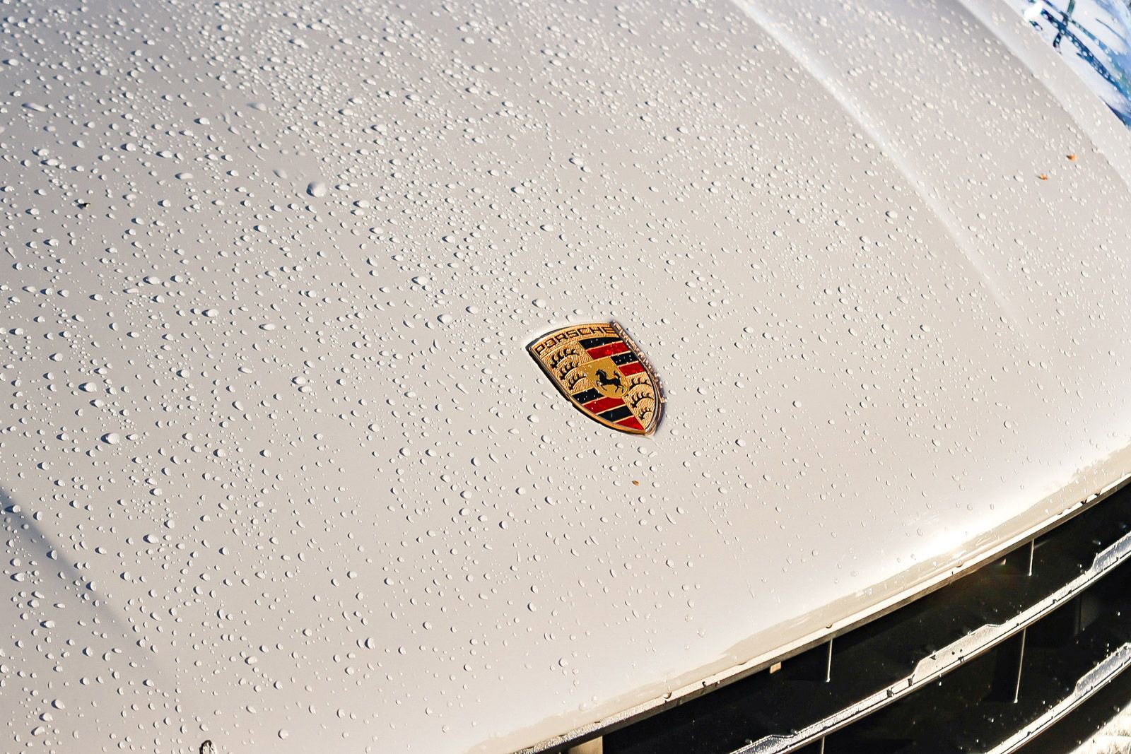 Used 2022 Porsche Macan Base image 16