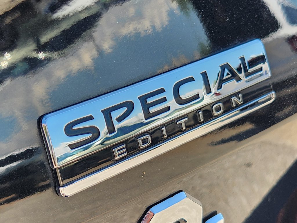 Used 2019 Nissan Rogue S w/ Special Edition Package FWD image 14
