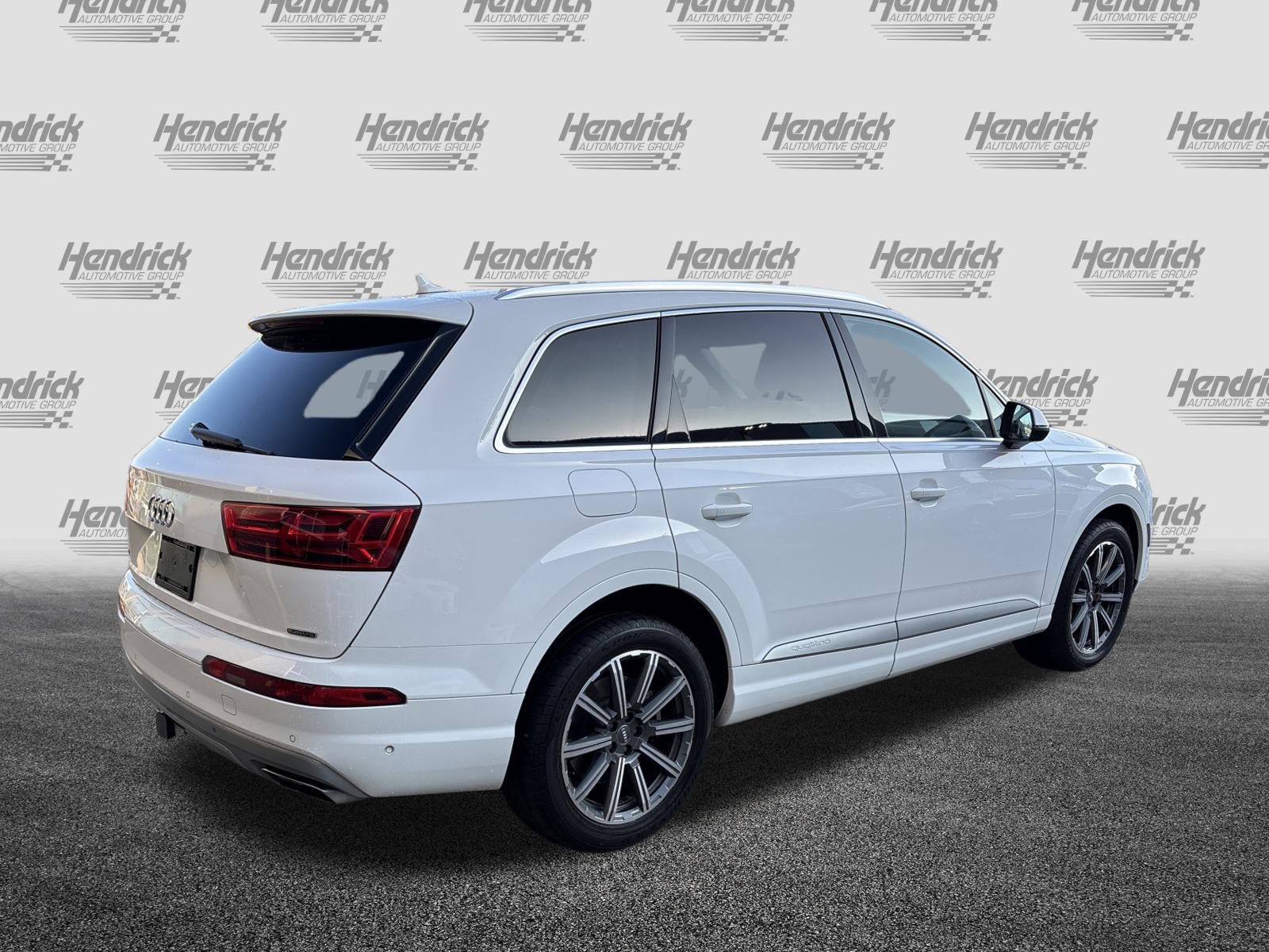 Used 2019 Audi Q7 3.0T Prestige image 10