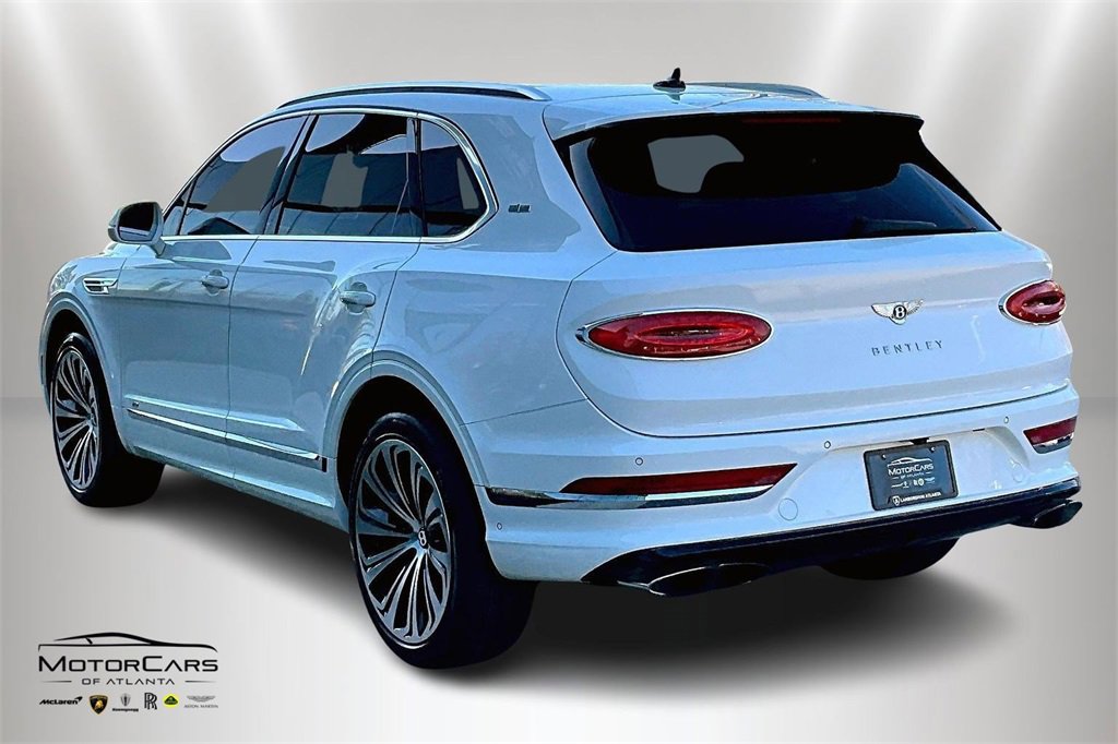 Used 2021 Bentley Bentayga image 11