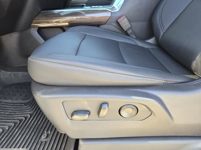 Used 2025 Chevrolet Silverado 3500 LT w/ Safety Package image 25