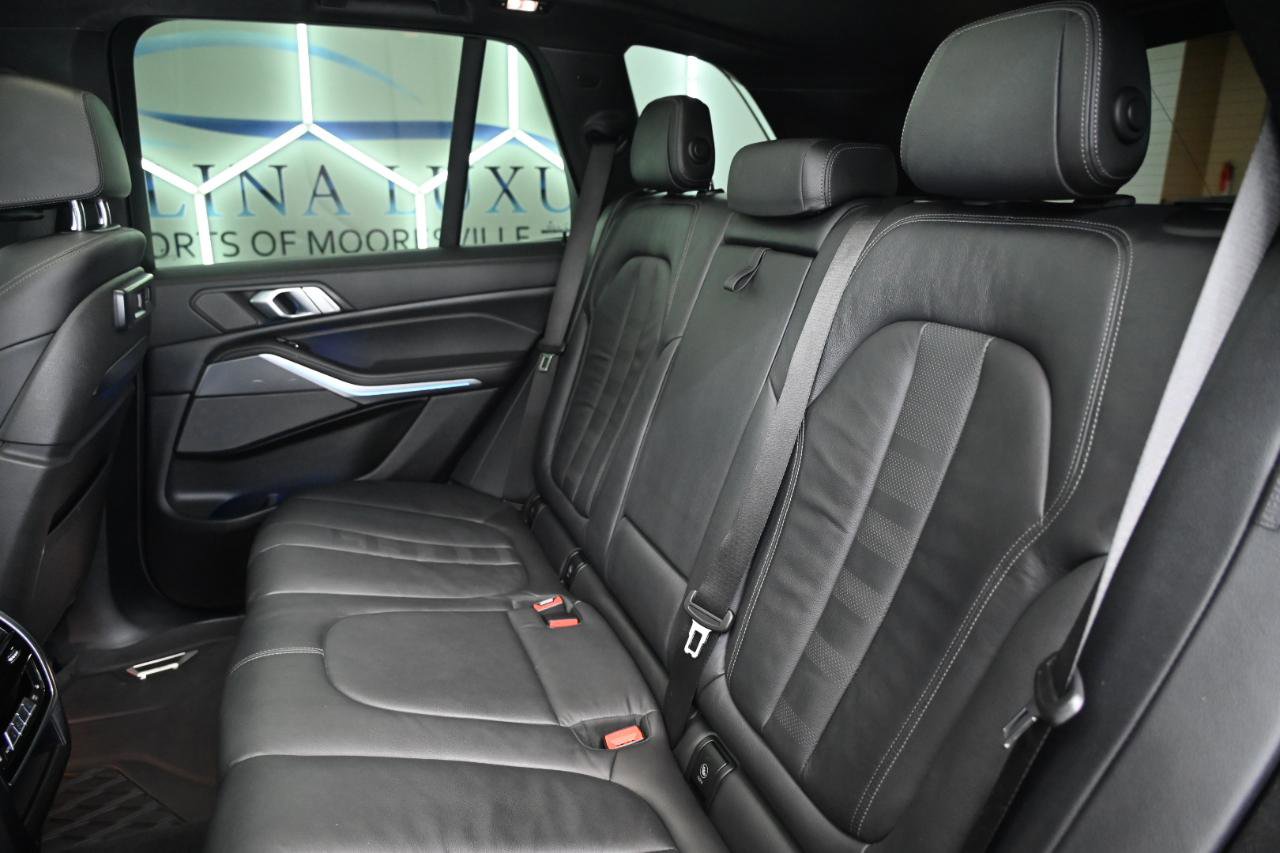 Used 2020 BMW X5 M50i w/ Premium Package AWD/4WD image 37