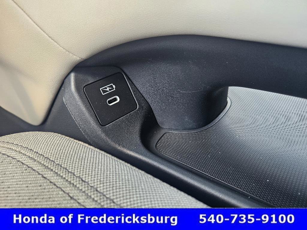 Certified 2026 Honda HR-V LX image 37