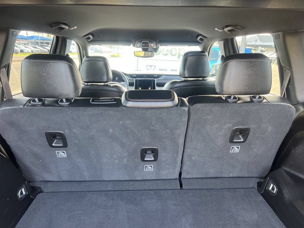 Used 2024 Jeep Grand Cherokee Altitude RWD image 44