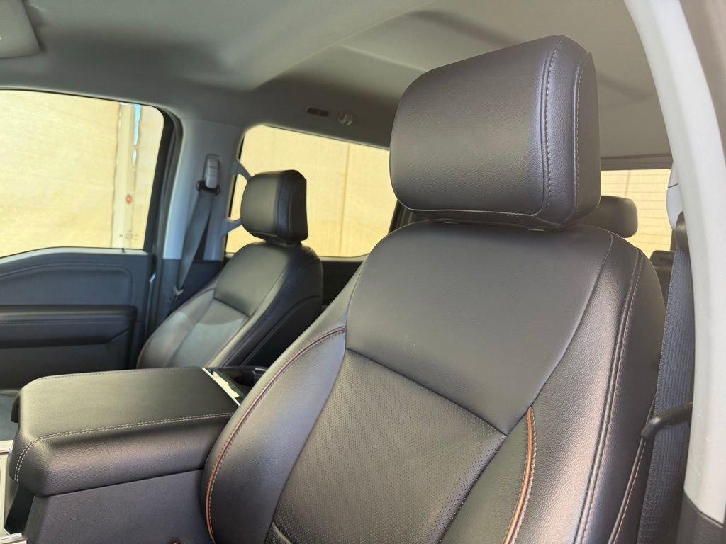 Used 2025 Ford F350 Lariat w/ Black Appearance Package AWD/4WD image 21