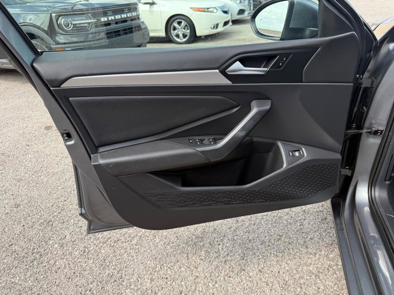 Used 2020 Volkswagen Jetta S image 11