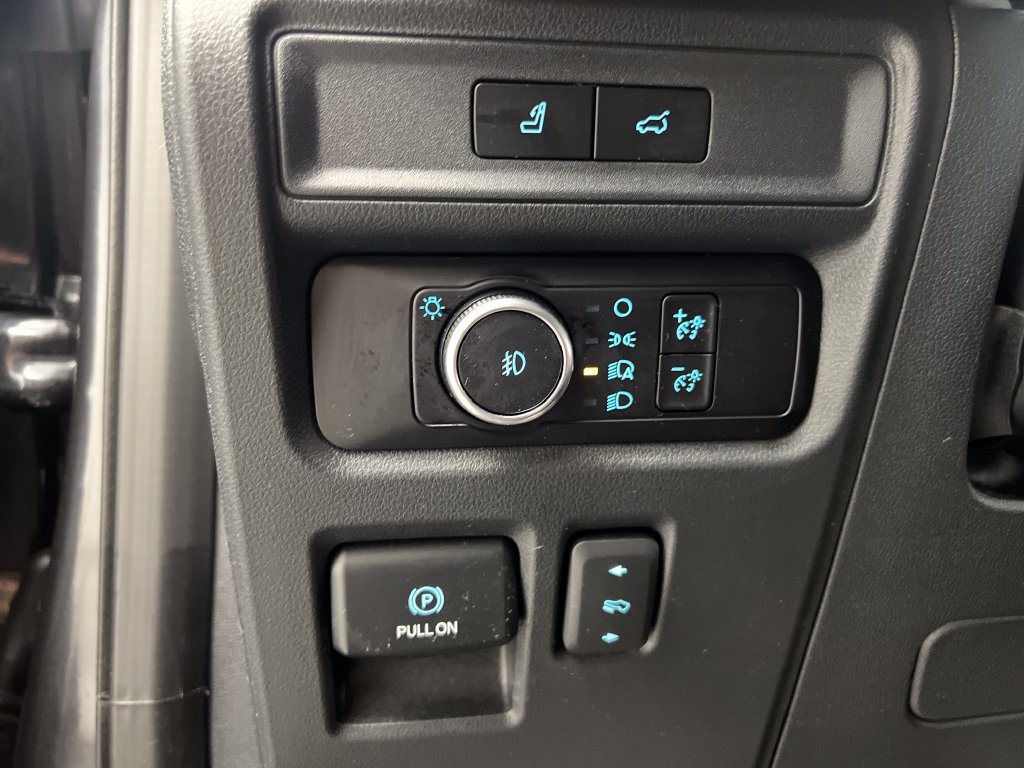 Used 2023 Ford Expedition Limited AWD/4WD image 59
