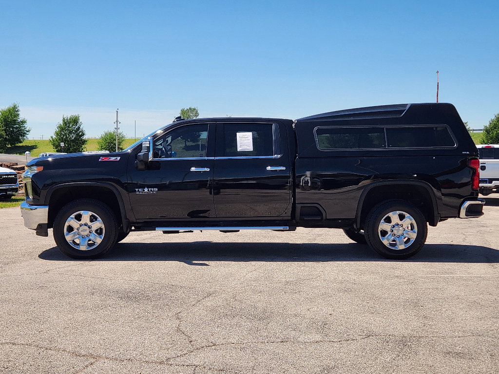 Used 2020 Chevrolet Silverado 3500 LTZ w/ LTZ Texas Edition image 4