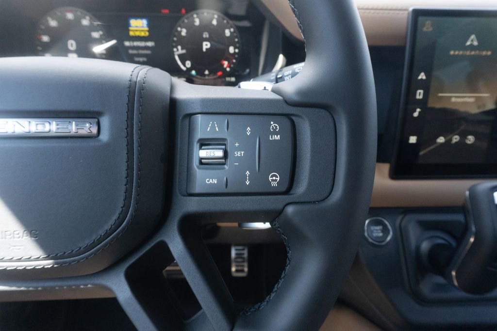 New 2025 Land Rover Defender 110 V8 image 13